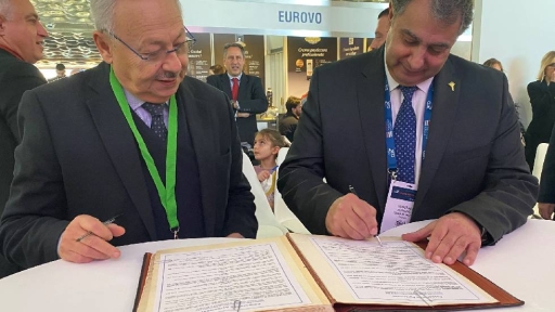 Η υπογραφή MoU «κλειδώνει» την ανάπτυξη συνεργασιών  μεταξύ των επιχειρηματικών κοινοτήτων Γένοβας και Πειραιά