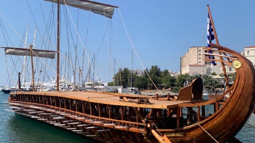 Ο Δήμαρχος Πειραιά   υποδέχθηκε  την ιστορική τριήρη «Ολυμπιάς» του Πολεμικού Ναυτικού για τις «Ημέρες Θάλασσας 2023»